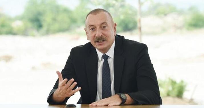 İlham Əliyev: "Nə status var, nə Dağlıq Qarabağ"