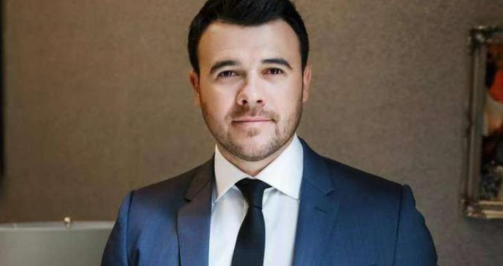 Emin Ağalarovdan Respublika Günü ilə bağlı paylaşım -