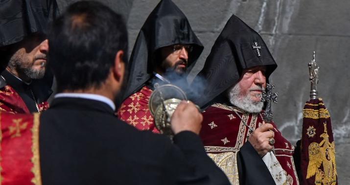 Ermənilərin katalikosu Qarabağa gəlir