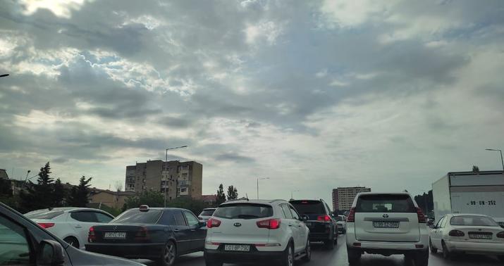 Bakı-Sumqayıt yolunda tıxac yarandı