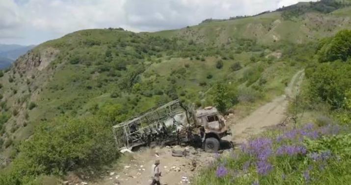 Şəhid jurnalistlərin minaya düşdüyü yerdən dron görüntüləri -