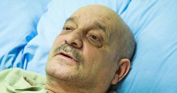 Xalq artistinin səhhəti pisləşdi -