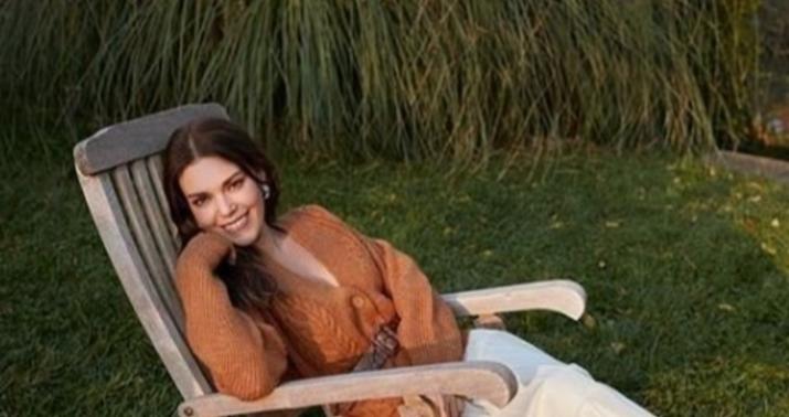 Aslı Enver yeni sevgilisi ilə görüntüləndi -