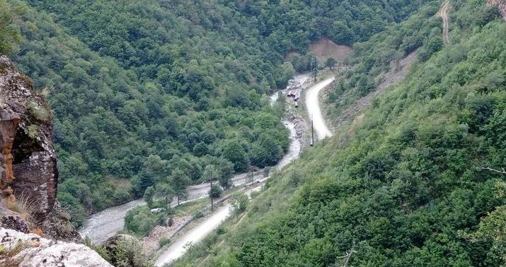 Murovun dağ yolu ilə Kəlbəcərə doğru –