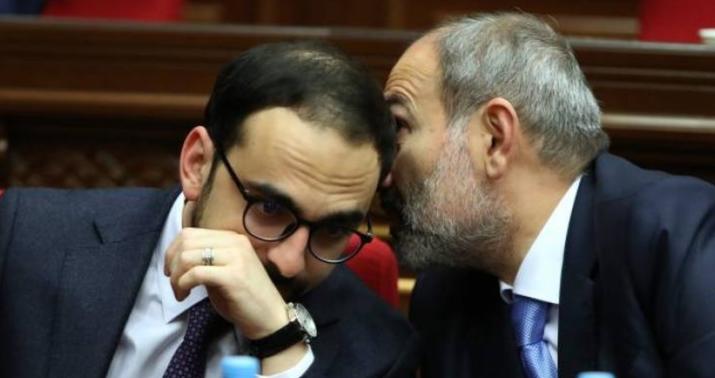Paşinyanın sadiq silahdaşı onunla yollarını ayırır –