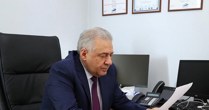 Vaqarşak Arutyunyan istefa verdi -