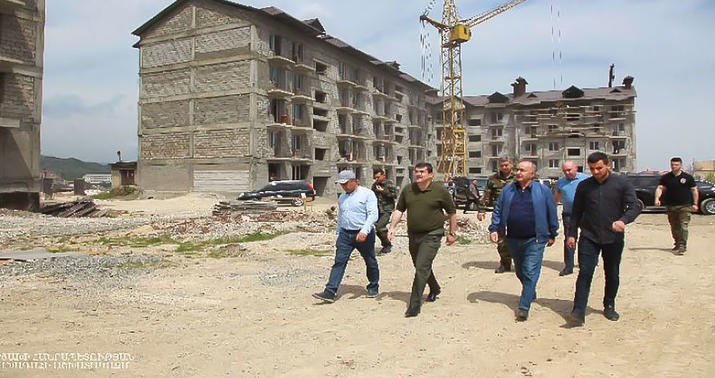 Arutyunyan yenidən “dirildi”: