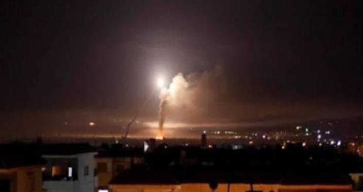 Qırıcılardan hava zərbəsi -