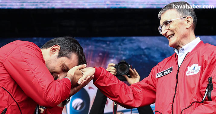 Səlcuq Bayraqdarla Əziz Sancar arasında duyğusal anlar -