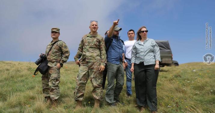 ABŞ-ın İrəvandakı səfiri həddi aşdı: