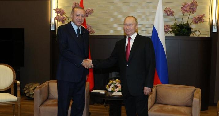 Putin Ərdoğana bu vaksini tövsiyə etdi -