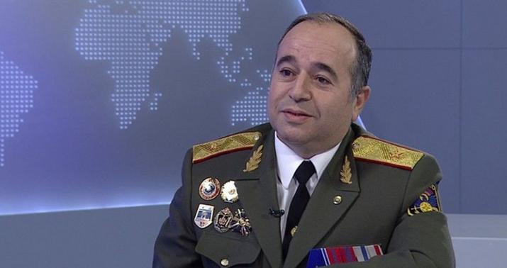 Ermənistanın müdafiə naziri Rusiyaya getdi