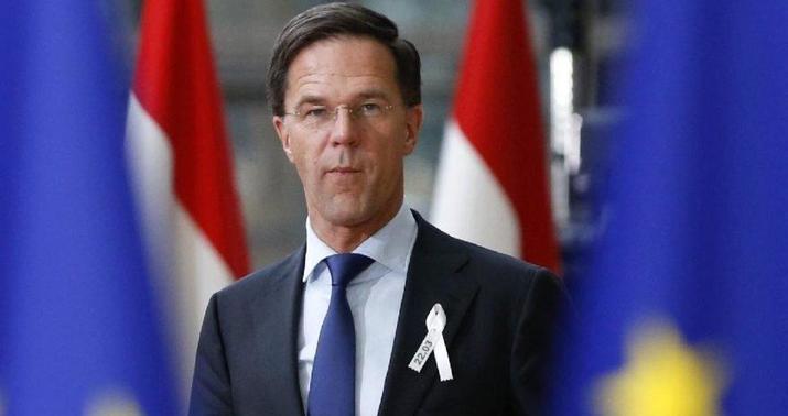 22 yaşlı türk baş naziri ittiham etdi -