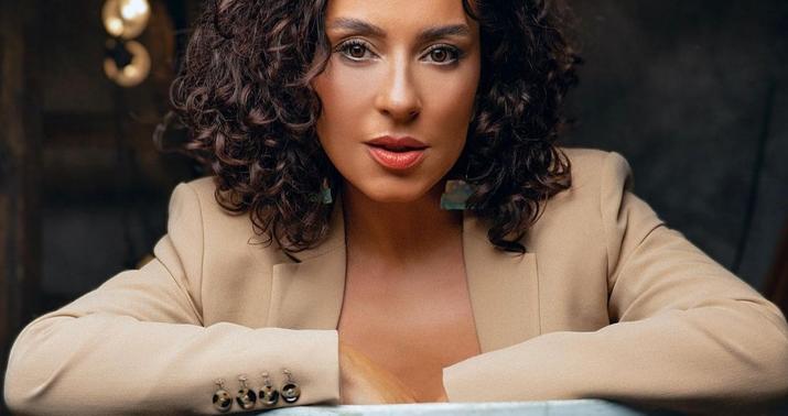 Tünzalə ad günündə eyham vurdu: "Onlara da "sağ ol"um var" -