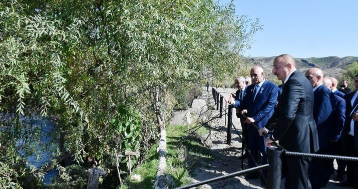 İlham Əliyev: "Belə səfalı torpaqlarda ancaq yaxşı dolanışıq olmalıdır"