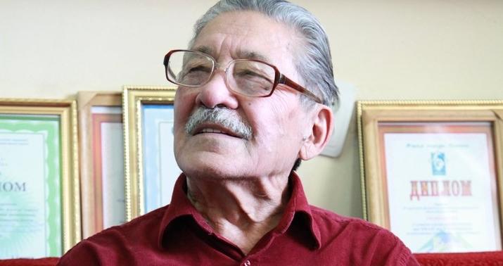 Məşhur qırğız yazıçısı vəfat etdi