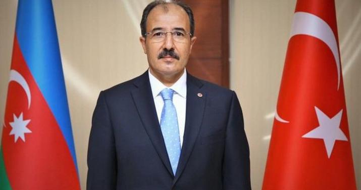Türkiyə səfiri Zəfər Gününü şeirlə təbrik etdi