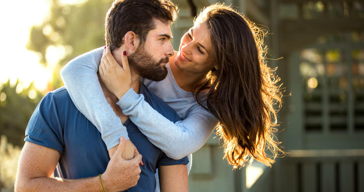 Gecə idman zalında qadın sevgilisini bıçaqladı: "Məni qucaqladı ki..." –