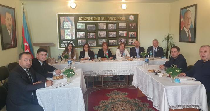 Vəkillər qadın məhkumlara pulsuz hüquqi yardım göstərdi -