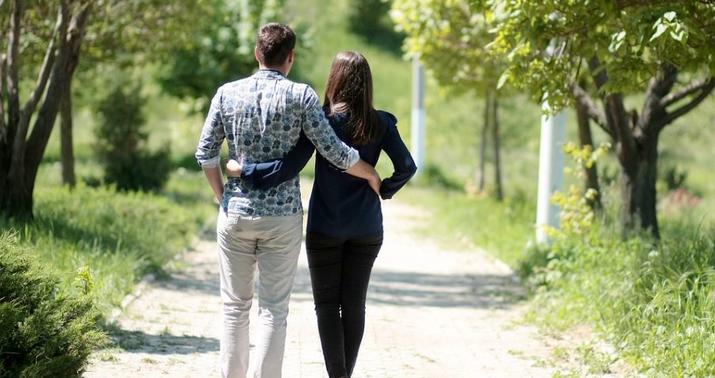 Ağdaşda kişi döyüldü, qadın hədələndi