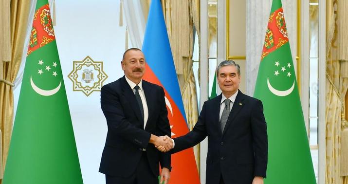 İlham Əliyev Qurbanqulu Berdiməhəmmədovla görüşdü -