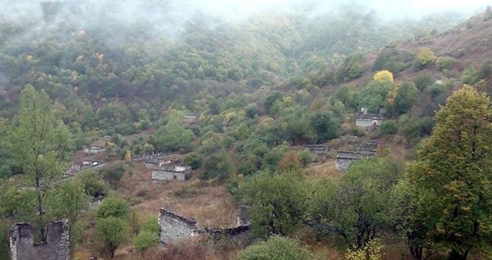 Kəlbəcərin İstibulaq kəndindən yeni görüntülər