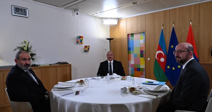 Brüssel görüşü: Azərbaycanın qorunan maraqları, reallaşan təşəbbüslər