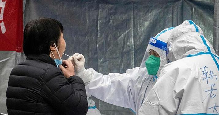 Çində daha bir şəhər karantinə alındı: