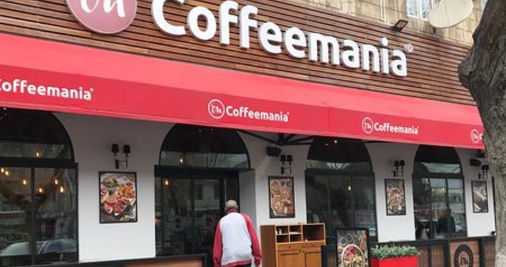 “Coffemania”da kuryoz hadisə: “İlbiz yemək istəyənlər gəlsin...”  -