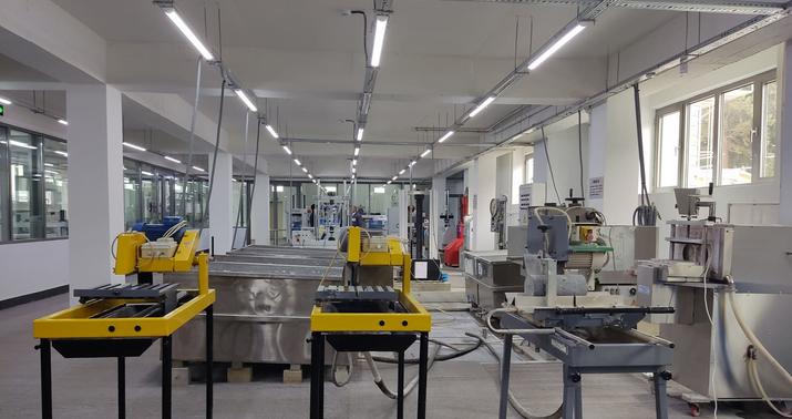 Betonu dağıtmadan tərkibini təyin edən cihazlar var -