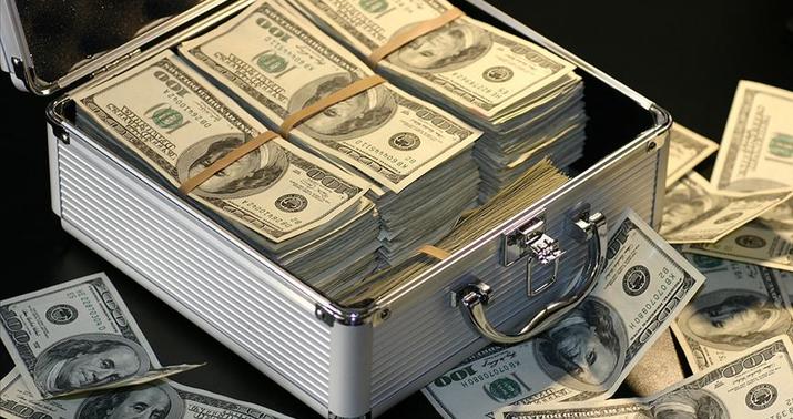 Dünyanın ən zəngin 10 insanı: