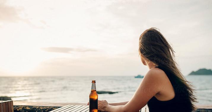 Gecə klubdan çıxan qızın qarşısını kəsdi: "Qaranlığa çəkib..." –