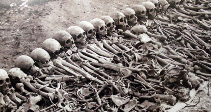Kütləvi məzarlıqlar “Vaşinqton Post”da: Qızıl Xaçda 3 min DNK bazası var -