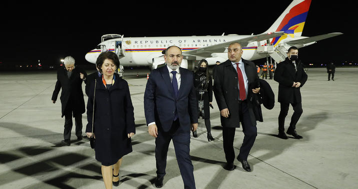 Paşinyan Fransada: