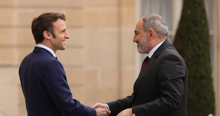 Kremldən Paşinyana çətin sual: “Niyə Makronla...” –