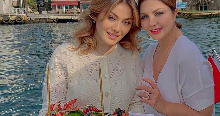Ruhi Əliyeva Türkiyədə Sibel Canın evində...-