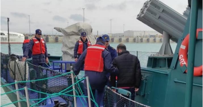 Gəmi kapitanının köməkçisi dənizdən təxliyə edildi