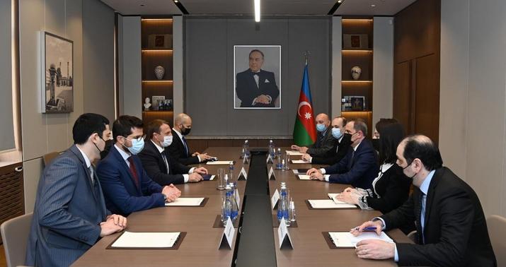 Ceyhun Bayramov Yoel Razvozovu qəbul etdi
