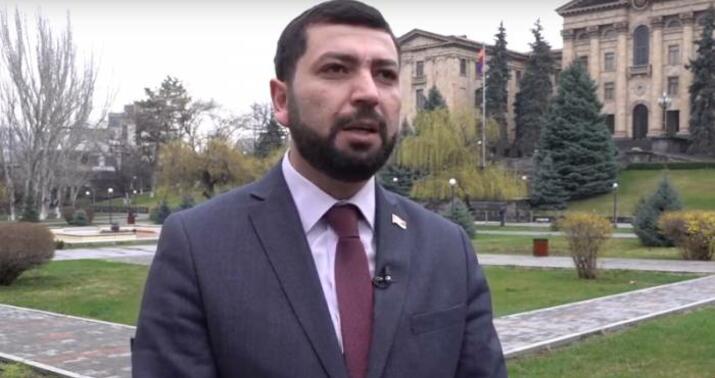 İrəvanda gərginlik –