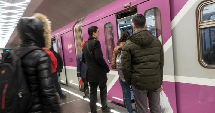 Metro sərnişinlərinin 21.14 faizi QR biletlə ödəniş edib