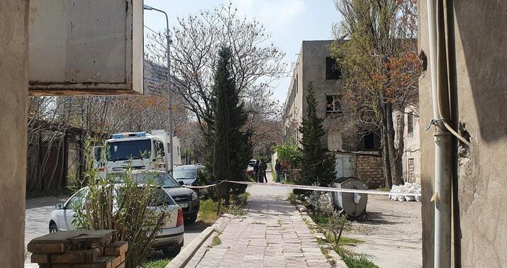 "Qanun Nəşrlər Evi"nin yaxınlığında qumbara aşkarlandı -