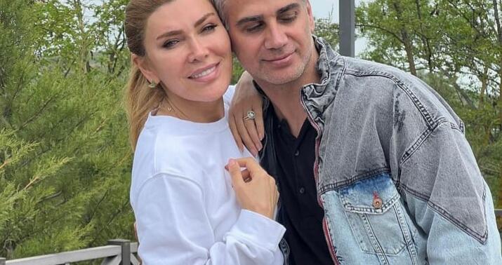 Xoşqədəm Hidayətqızı ailəsiylə istirahətdə... -
