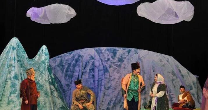 "Teatrlar arasında ən xoşbəxti bizik, çünki..." -