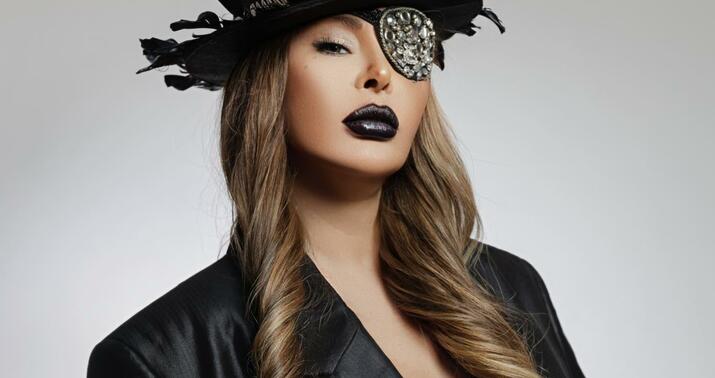 Aygün Kazımova cazibədarlığı ilə göz oxşadı -