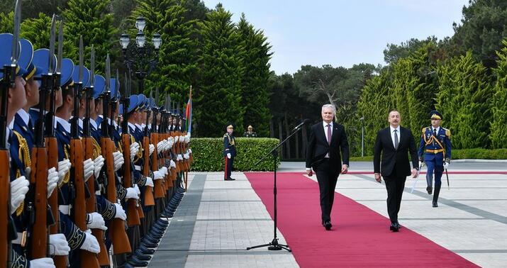 Litva Prezidentinin rəsmi qarşılanma mərasimi oldu