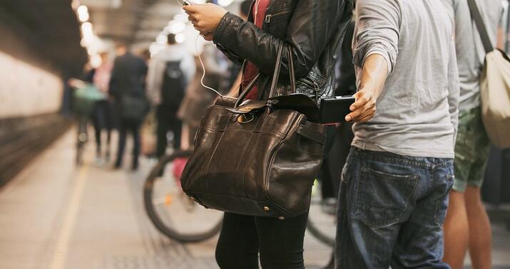 Bakı metrosunda cibgir saxlanıldı