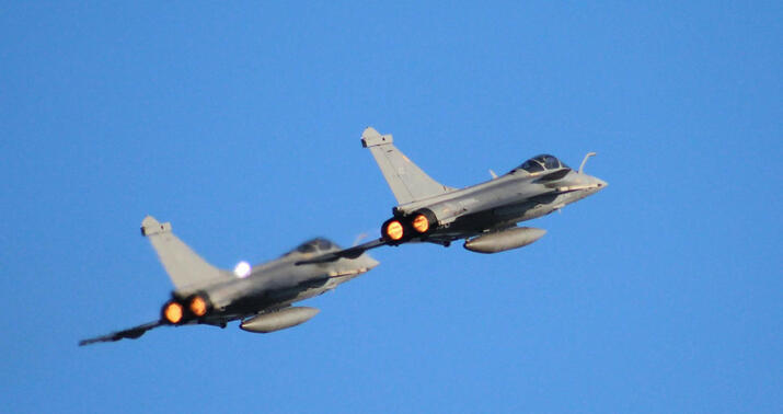 Ukrayna İsveçdən 16 ədəd Gripen E qırıcı təyyarəsi alacaq