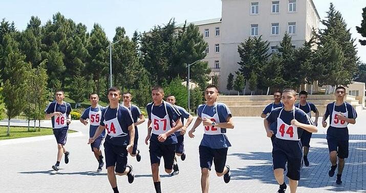 Hərbi liseydə yüngül atletika üzrə yarış keçirildi -