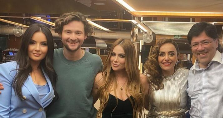 Aysel Adıgözəlzadə həyat yoldaşı ilə... -