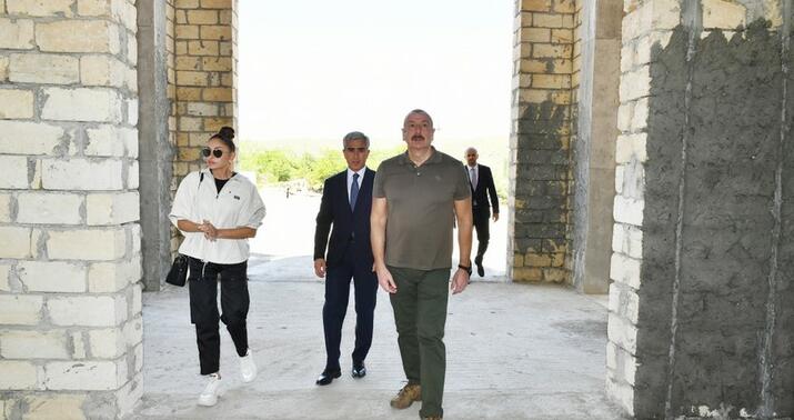 Prezident Zəngilan məscidinin tikintisilə tanış oldu